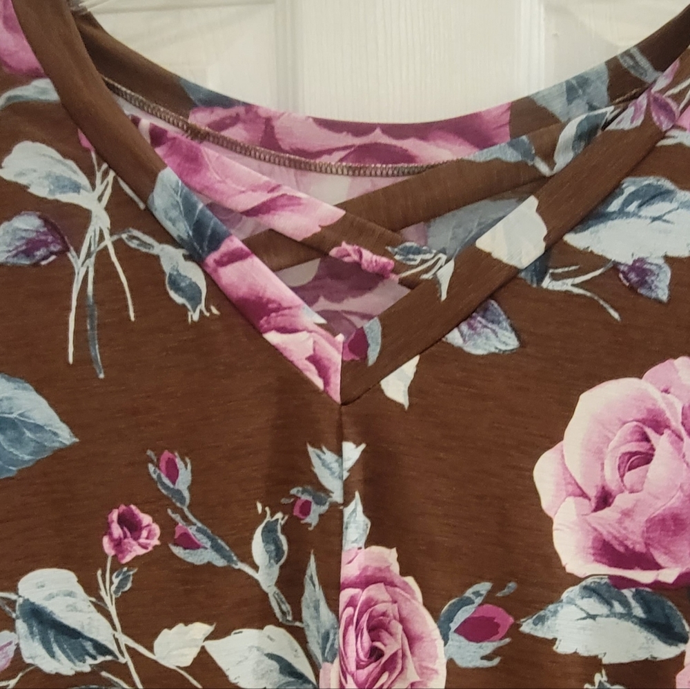 Sew In Love NWOT Rose Floral Print Long Sleeve Top S - Picture 7 of 10